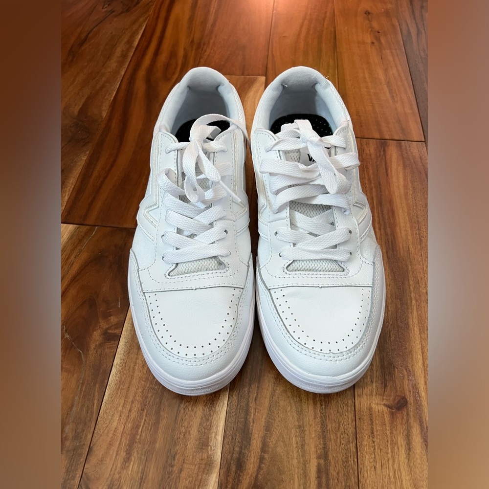 Vans all white lowlands comfy Cush men 9 / women 10.5